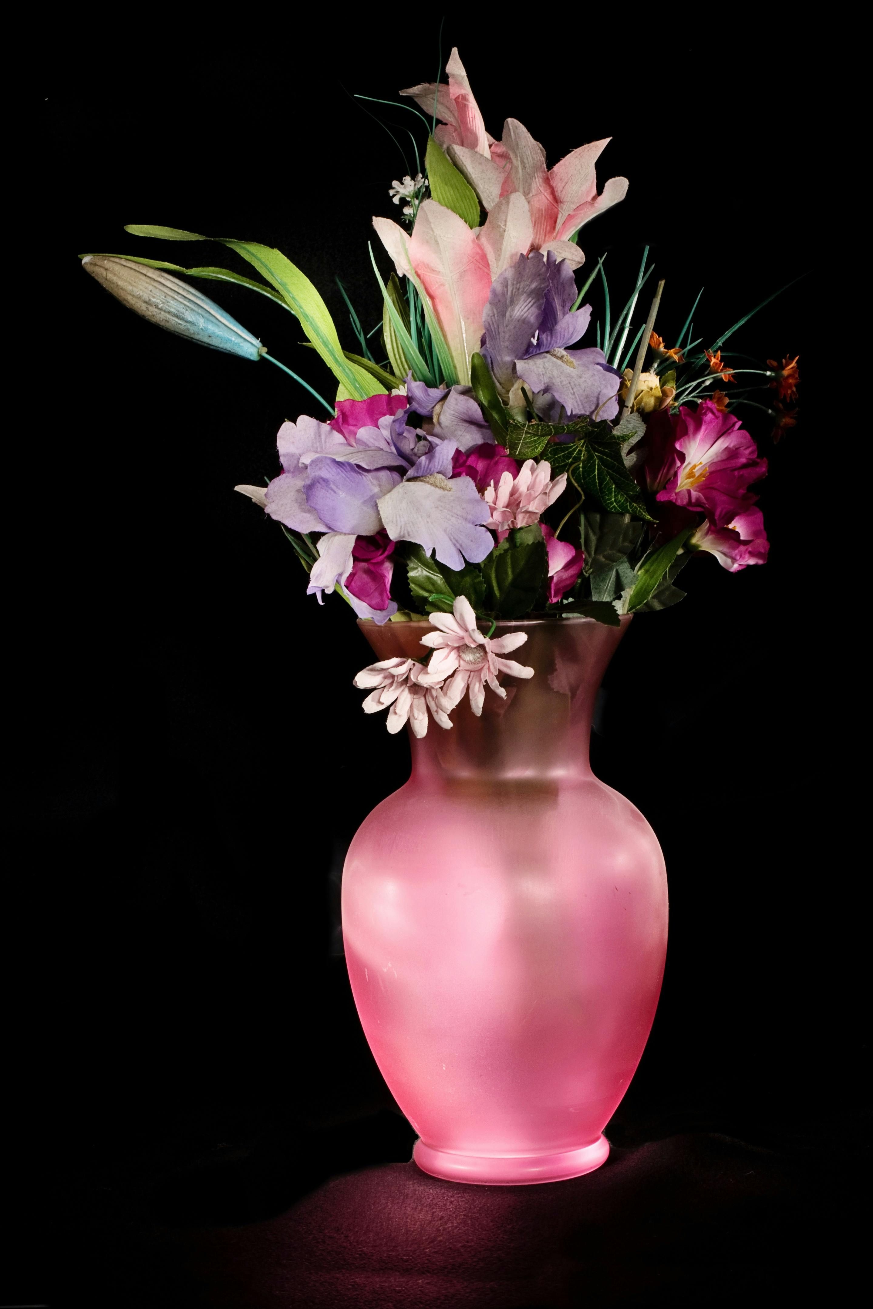 Ceramic styling vase